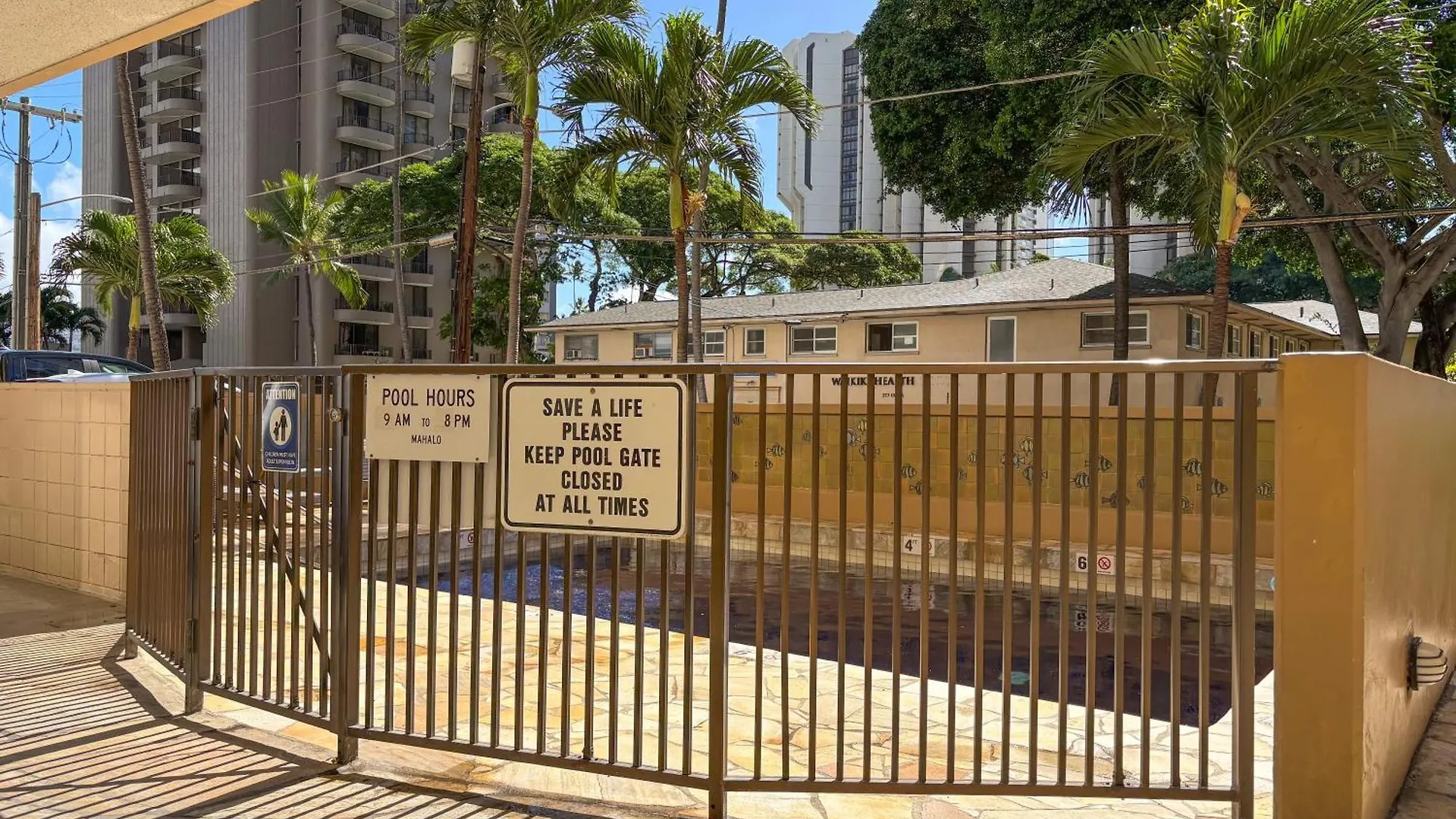 Waikiki Getaway Penthouse Suite Condo Honolulu